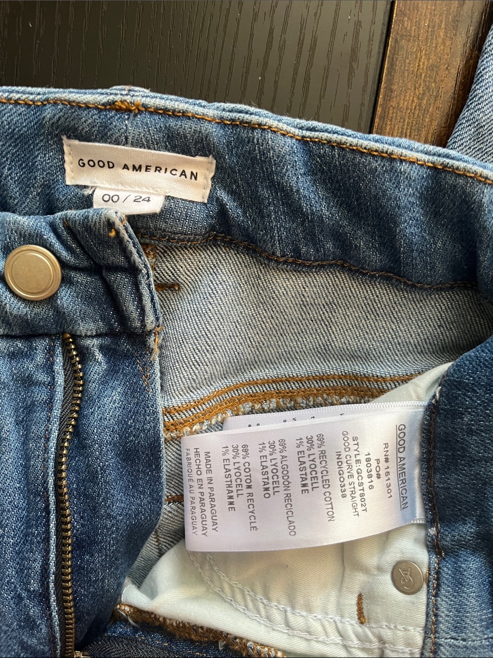 Good American Light Blue Cropped High-Rise Jeans with Frayed Hem - Picture 2 of 8